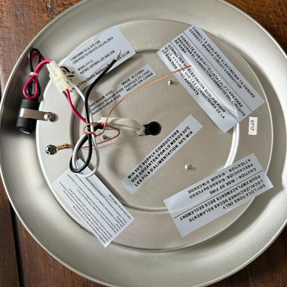 LED Flush Mount Light - NEW - Picture 3 of 5